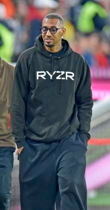 26 09 2025, Soccer Bundesliga 2025 2026, Matchday 5, FC Bayern Munich SV Werder Bremen, in the Allianz Arena Munich, Jerome Boateng as guest interviewee DFL and DFB regulations prohibit any use of photographs as image sequences and or quasi video