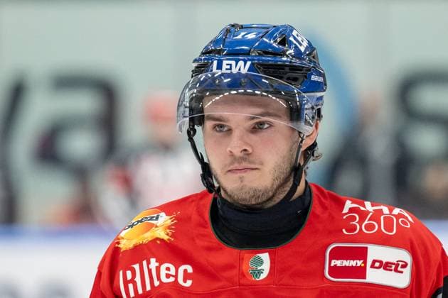 Donald D J Busdeker Augsburger Panther, 14 Portrait Portraet GER, Augsburger Panther vs Koelner Haie, Ice Hockey, DEL, Matchday 5, Season 2025 2026, 26 09 2025 GER, Augsburger Panther vs Koelner Haie, Ice Hockey, DEL, Matchday 5, Season 2025 2026, 26 09 2025 Augsburg Copyright: xEibner-Pressefoto HeikexFeinerx EP_HFR