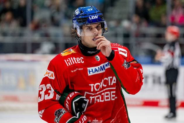 Tim Wohlgemuth Augsburger Panther, 33 GER, Augsburger Panther vs Koelner Haie, Ice Hockey, DEL, Matchday 5, Season 2025 2026, 26 09 2025 GER, Augsburger Panther vs Koelner Haie, Ice Hockey, DEL, Matchday 5, Season 2025 2026, 26 09 2025 Augsburg Copyright: xEibner-Pressefoto HeikexFeinerx EP_HFR