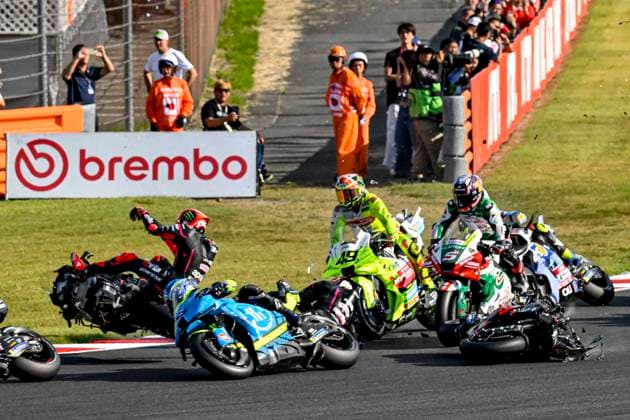 MOTO - MOTO GP - GRAND PRIX OF JAPAN 2025 12 VINALES Maverick (spa), Red Bull KTM Tech 3, KTM RC16 01 MARTIN Jorge (spa), Aprilia Racing Team Gresini, Aprilia RS-GP 2025,, action accident, crash sprint race during the 2025 MotoGP Motul Grand Prix of Japan on the Twin Ring Motegi Circuit from September 26 to 28, At Motegi, Japan - MotegiJapan  Copyright: xGIGIxSOLDANOx