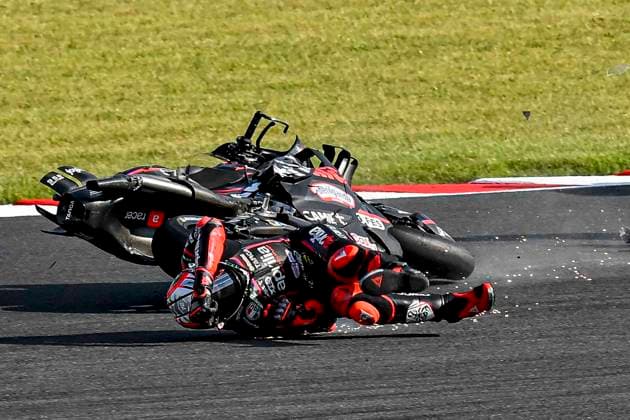 MOTO - MOTO GP - GRAND PRIX OF JAPAN 2025 12 VINALES Maverick (spa), Red Bull KTM Tech 3, KTM RC16 01 MARTIN Jorge (spa), Aprilia Racing Team Gresini, Aprilia RS-GP 2025,, action accident, crash sprint race during the 2025 MotoGP Motul Grand Prix of Japan on the Twin Ring Motegi Circuit from September 26 to 28, At Motegi, Japan - MotegiJapan  Copyright: xGIGIxSOLDANOx