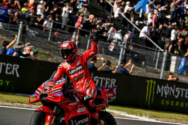 MOTO - MOTO GP - GRAND PRIX OF JAPAN 2025 BAGNAIA Francesco (ita), Ducati Lenovo Team, Ducati Desmosedici GP25, portrait celebrates his victory of the Sprint race during the 2025 MotoGP Motul Grand Prix of Japan on the Twin Ring Motegi Circuit from September 26 to 28, At Motegi, Japan - MotegiJapan Copyright: xGIGIxSOLDANOx