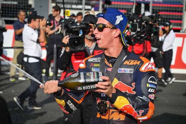 MOTO - MOTO GP - GRAND PRIX OF JAPAN 2025 ACOSTA Pedro (spa), Red Bull KTM Factory Racing, KTM RC16, portrait celebrates his third place of the sprint race during the 2025 MotoGP Motul Grand Prix of Japan on the Twin Ring Motegi Circuit from September 26 to 28, At Motegi, Japan - MotegiJapan Copyright: xGIGIxSOLDANOx