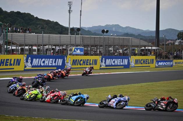 MOTO - MOTO GP - GRAND PRIX OF JAPAN 2025 72 BEZECCHI Marco (ita), Aprilia Racing Team Gresini, Aprilia RS-GP 2025, action with 73 MARQUEZ Alex (spa), Gresini Racing MotoGP, Ducati Desmosedici GP24 during the 2025 MotoGP Motul Grand Prix of Japan on the Twin Ring Motegi Circuit from September 26 to 28, At Motegi, Japan - MotegiJapan Copyright: xGIGIxSOLDANOx