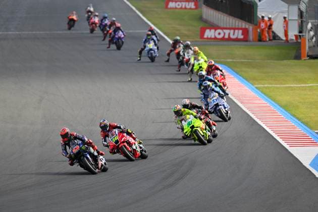 MOTO - MOTO GP - GRAND PRIX OF JAPAN 2025 20 QUARTARARO Fabio (fra), Monster Energy Yamaha MotoGP, Yamaha YZR-M1, action with 36 MIR Joan (spa), Honda Team, Honda RC213V during the 2025 MotoGP Motul Grand Prix of Japan on the Twin Ring Motegi Circuit from September 26 to 28, At Motegi, Japan - MotegiJapan  Copyright: xGIGIxSOLDANOx