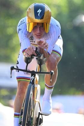 UEC 2025 Road European Championship, EM, Europameisterschaft Drome-Ardeche 01 10 2025 ETOILE-SUR-RHONE, FRANCE - OCTOBER 01 : Evenepoel Remco (Belgium) during the Men Elite Individual Time Trial of the 2025 UEC Road European Championship Drome-Ardeche 10th edition an UCI Continental Championships cycling race of 24 km with start in Loriol-sur-Drome and finish in Etoile-sur-Rhone on October 1, 2025 in Etoile-sur-Rhone, France, 01 10 2025 Etoile-sur-Rhone France  Copyright: xVincentxKalutx