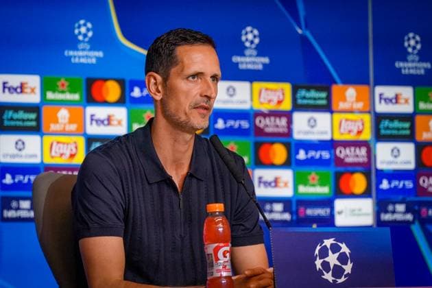 UEFA Champions League 2025 26, Matchday 2 Atletico Madrid vs Eintracht Frankfurt Riyadh Air Metropolitano Madrid, Spain Dino Toppmöller Dino Toppmoller Coach, Eintracht Frankfurt Press conference, PK, Media Copyright: xJOERANxSTEINSIEKx