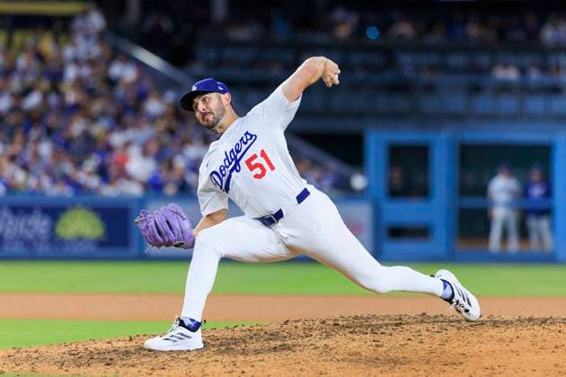 October 1, 2025, Los Angeles, California, USA: Relief pitcher, Alex Vesia 51 of the Los Angeles Dodgers during their MLB, Baseball Herren, USA Wild Card Game 2 against the Cincinnati Reds on Wednesday October 1, 2025 at Dodger Stadium in Los Angeles, California. JAVIER ROJAS PI Los Angeles USA - ZUMAp124 20251001_zaa_p124_035 Copyright: xJavierxRojasx