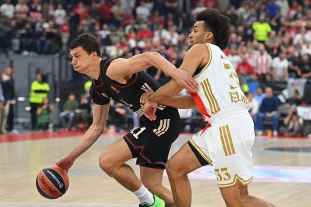 VLADIMIR LUCIC FCB , action,duel against Jordan NWORA Belgrade Basketball Euro League,season 2025 2026, FC Bayern Muenchen Red Star Belgrade on 02 10 2025, S A P G A R D EN