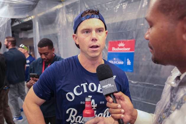 October 1, 2025, Los Angeles, California, USA: Will Smith 16 of the Los Angeles Dodgers is interviewed during their MLB, Baseball Herren, USA Wild Card Game 2 locker room celebration after winning their game against the Cincinnati Reds on Wednesday October 1, 2025 at Dodger Stadium in Los Angeles, California. JUN NAGATA RS PI Los Angeles USA - ZUMAp124 20251001_zaa_p124_101 Copyright: xJunxNagatax