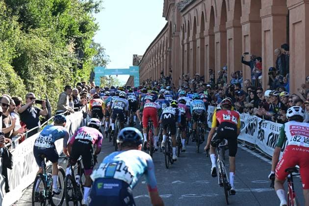 04-10-2025 Giro Dell emilia; Bologna - San Luca;