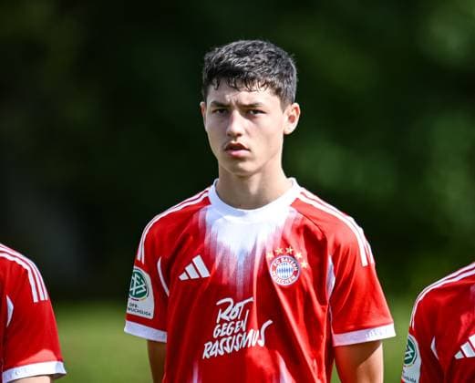 Football U 17 DFB Youth League 2025 2026 Preliminary Round Group E 04 10 2025 SSV Ulm FC Bayern Muenchen Filip Pavic FC Bayern Muenchen
