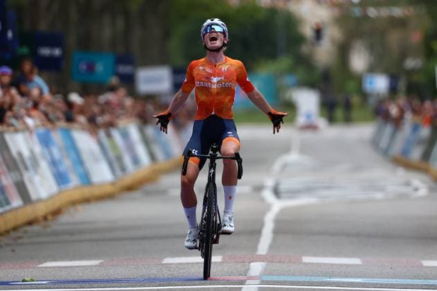 Netherlands Demi Vollering celebrates as she crosses the finish line to win the Women Elite road race of 116,1 km at the UEC road European cycling championships, Saturday 04 October 2025, in Loriol-sur-Drome, France. The European cycling championships Drome-Ardeche takes place from 1 to 5 October. DAVIDxPINTENS x136062357x