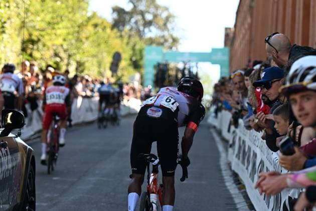 04-10-2025 Giro Dell emilia; Bologna - San Luca;