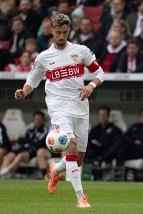 Atakan Karazor VfB Stuttgart, 16 GER, VfB Stuttgart vs 1 FC Heidenheim, Football, Men, 1 Bundesliga, Matchday 6, Season 2025 2026, 05 10 2025, DFL DFB REGULATIONS PROHIBIT ANY USE OF PHOTOGRAPHS AS IMAGE SEQUENCES AND OR QUASI VIDEO, GER, VfB Stuttgart vs 1 FC Heidenheim, Football, Men, 1 Bundesliga, Matchday 6, Season 2025 2026, 05 10 2025 Stuttgart Copyright: xEibner-Pressefoto WolfgangxFrankx EP_WFK