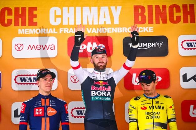 Binche Chimay Binche 2025 Cycling Race BINCHE, BELGIUM - OCTOBER 07 : Meeus Jordi (BEL) of Red Bull BORA - Hansgrohe, Eekhoff Nils Out (NED) of Team Picnic PostNL and Laporte Christophe (BEL) of Team Visma - Lease a Bike on the podium during the 37th edition of Binche Chimay Binche an UCI Class 1.1 one day cycling road race for Men Elite of 203.2 km with start in Binche and finish in Binche on October 7, 2025 in Binche, Belgium, 07 10 2025 ( Motordriver Stephan Boone - Binche Belgium Copyright: xGvgx