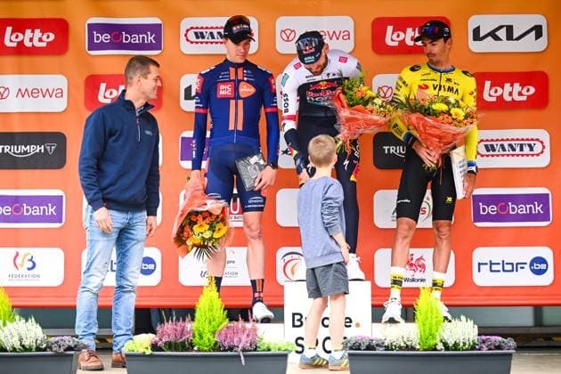 Binche Chimay Binche 2025 Cycling Race BINCHE, BELGIUM - OCTOBER 07 : Meeus Jordi (BEL) of Red Bull BORA - Hansgrohe, Eekhoff Nils Out (NED) of Team Picnic PostNL and Laporte Christophe (BEL) of Team Visma - Lease a Bike on the podium during the 37th edition of Binche Chimay Binche an UCI Class 1.1 one day cycling road race for Men Elite of 203.2 km with start in Binche and finish in Binche on October 7, 2025 in Binche, Belgium, 07 10 2025 ( Motordriver Stephan Boone - Binche Belgium Copyright: xGvgx