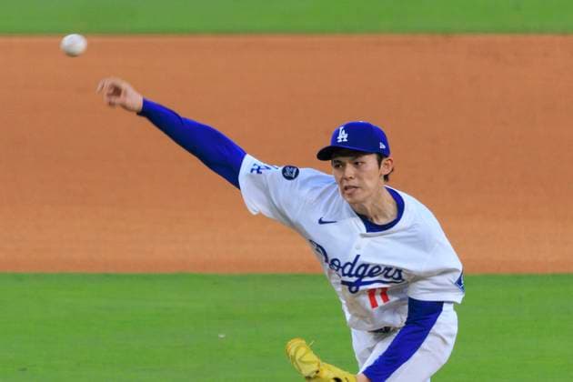 October 9, 2025, Los Angeles, California, USA: Relief pitcher, Roki Sasaki 11 of the Los Angeles Dodgers during their MLB, Baseball Herren, USA National League Division Series Game 4 against the Philadelphia Phillies on Thursday October 9, 2025 at Dodger Stadium in Los Angeles, California. Dodgers defeat Phillies, 2-1 in ten innings to win the NLDS. JAVIER ROJAS PI Los Angeles USA - ZUMAp124 20251009_zaa_p124_039 Copyright: xJavierxRojasx