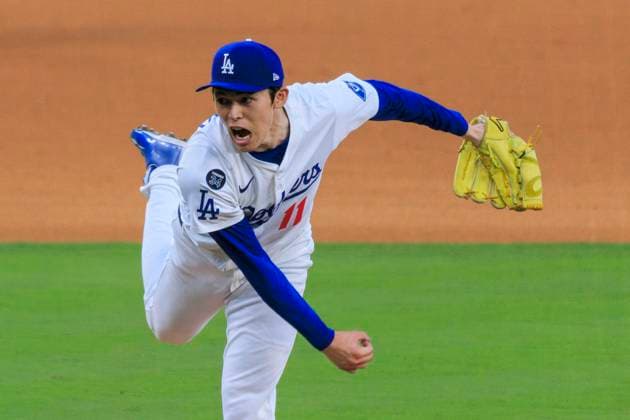 October 9, 2025, Los Angeles, California, USA: Relief pitcher, Roki Sasaki 11 of the Los Angeles Dodgers during their MLB, Baseball Herren, USA National League Division Series Game 4 against the Philadelphia Phillies on Thursday October 9, 2025 at Dodger Stadium in Los Angeles, California. Dodgers defeat Phillies, 2-1 in ten innings to win the NLDS. JAVIER ROJAS PI Los Angeles USA - ZUMAp124 20251009_zaa_p124_040 Copyright: xJavierxRojasx