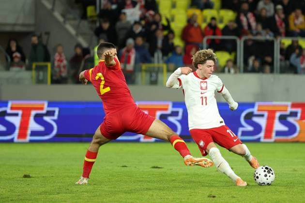 KATOWICE 10.10.2025 MECZ ELIMINACJE MLODZIEZOWYCH MISTRZOSTW EUROPY U21, U 21 GRUPA E: POLSKA - CZARNOGORA 2:0 --- UEFA EUROPEAN UNDER-21 CHAMPIONSHIP 2027 QUALIFYING ROUND FOOTBALL GROUP E MATCH: POLAND - MONTENEGRO 2:0 STEFAN MALENTIJEVIC JAN FABERSKI FOT. PIOTR KUCZA FOTOPYK NEWSPIX.PL --- newspix.pl POLAND OUT!