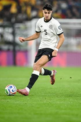 Aleksandar Pavlovic (Germany) controls the Ball during the FIFA World Cup, WM, Weltmeisterschaft, Fussball 2026 qualifier match between Germany and Luxembourg at PreZero-Arena on October 10, 2025 in Sinsheim, Germany. (Photo by Harry Langer DeFodi Images) Aleksandar Pavlovic Germany controls the Ball during the FIFA World Cup 2026 qualifier match between Germany and Luxembourg at PreZero Arena on October 10, 2025 in Sinsheim, Germany Photo by Harry Langer DeFodi Images