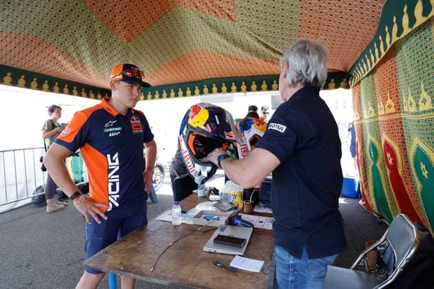 W2RC - RALLYE DU MAROC 2025 CANET Edgar (ESP), Red Bull KTM Factory Racing, KTM 450 Rally Factory, FIM W2RC, Rally2 Junior, during the Scrutineering of the Rallye du Maroc 2025, 5th round of the 2025 WR2C from October 10 to 11, 2025 in Fes, Morocco - FesMorocco Copyright: xFREDERICxLExFLOCxHx