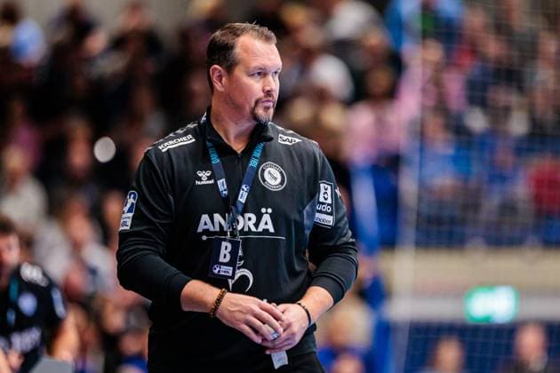 Misha Kaufmann TVB Stuttgart, Coach GER, TBV Lemgo Lippe vs TVB Stuttgart, Handball, 1 Bundesliga, Matchday 8, Season 2025 2026, 12 10 2025 GER, TBV Lemgo Lippe vs TVB Stuttgart, Handball, 1 Bundesliga, Matchday 8, Season 2025 2026, 12 10 2025 Lemgo Copyright: xEibner-Pressefoto JanxRollingerx EP_JSK