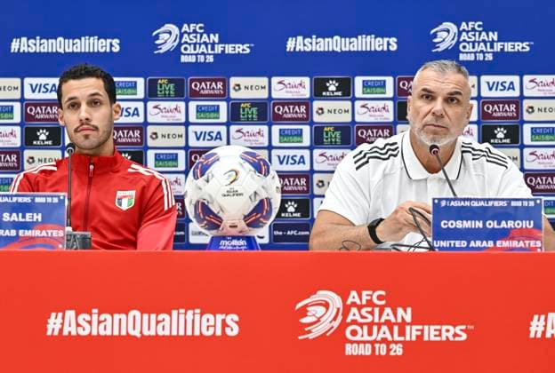 press conference, PK, Pressekonferenz TEAM UNITED ARAB EMIRATES-2026 FIFA World Cup, WM, Weltmeisterschaft, Fussball ASIAN QUALIFIER PLAYOFFS Head coach of United Arab Emirates Cosmin Olaroiu (R) and player Ali Saleh (L) attend a press conference ahead of the FIFA World Cup 2026 AFC Asian qualifiers playoffs group A match between Qatar and United Arab Emirates at Jassim Bin Hamad Stadium in Doha, Qatar, on October 13, 2025. DOHA Qatar Copyright: xNOUSHADx