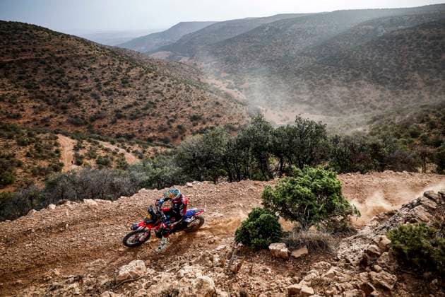 W2RC - RALLYE DU MAROC 2025 42 VAN BEVEREN Adrien (FRA), Monster Energy Honda HRC, Honda CRF 450, FIM W2RC, RallyGP, action during the Stage 1 of the Rallye du Maroc 2025, 5th round of the 2025 WR2C on October 13, 2025 between Fes and Erfoud, Morocco - ErfoudMorocco  Copyright: xJULIENxDELFOSSEx