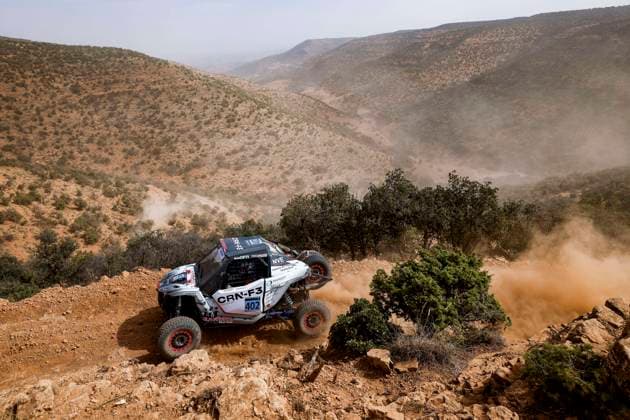 W2RC - RALLYE DU MAROC 2025 402 PINTO Alexandre (por), OLIVIERA Bernardo (por), Old Friends Rally Team, Polaris RZR Pro R FIA W2RC, SSV T4, action during the Stage 1 of the Rallye du Maroc 2025, 5th round of the 2025 WR2C on October 13, 2025 between Fes and Erfoud, Morocco - ErfoudMorocco Copyright: xJULIENxDELFOSSEx