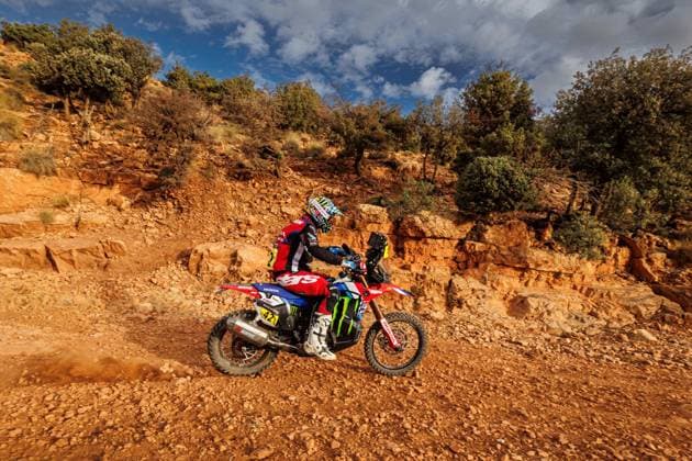 W2RC - RALLYE DU MAROC 2025 42 VAN BEVEREN Adrien (FRA), Monster Energy Honda HRC, Honda CRF 450, FIM W2RC, RallyGP, action, during the Stage 1 of the Rallye du Maroc 2025, 5th round of the 2025 WR2C on October 13, 2025 between Fes and Erfoud, Morocco - ErfoudMorocco Copyright: xFREDERICxLExFLOCxHx