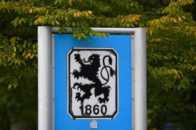 LOGO,CLUB WAPPES,CLUB EMBLEM,EMBLEM WAPPES,CLUB LOGO Training TSV 1860 Muenchen on 13 10 2025 Soccer 3 Liga,Season 2025 2026 Â