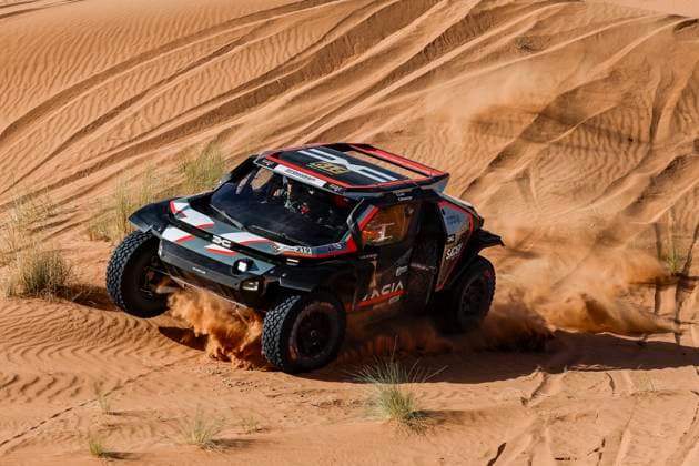W2RC - RALLYE DU MAROC 2025 219 LOEB SÃ bastien (FRA), BOULANGER Edouard (FRA), The Dacia Sandriders, Dacia Sandrider, FIA W2RC, Ultimate T1+, action during the Stage 2 of the Rallye du Maroc 2025, 5th round of the 2025 WR2C on October 14, 2025 around Erfoud, Morocco - ErfoudMorocco  Copyright: xJULIENxDELFOSSEx