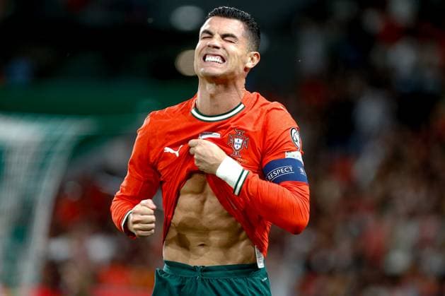 Estadio Jose Alvalde Cristiano Ronaldo of Portugal injured during the FIFA World Cup, WM, Weltmeisterschaft, Fussball 2026 qualifier match between Portugal and Hungary at Estadio Jose Alvalade on October 14, 2025 in Lisbon, Portugal. World Cup 2026 qualifier - Portugal and Hungary (Valter Gouveia SPP) Copyright: xValterxGouveia SPPx spp-en-VaGo-_GO_0755