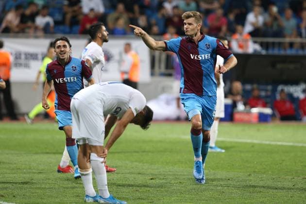 Kasimpasa v Trabzonspor: Turkish Super Lig ISTANBUL, TURKEY - AUGUST 18: Alexander Sorloth (11) of Trabzonspor celebrates after scoring a goal during Turkish Super Lig soccer match between Kasimpasa and Trabzonspor at Recep Tayyip Erdogan Stadium in Istanbul, Turkey on August 18, 2019. Istanbul Turkey. Editorial use only. Please get in touch for any other usage.  Copyright: x2025xAnadoluxArifxHüdaverdixYamanx