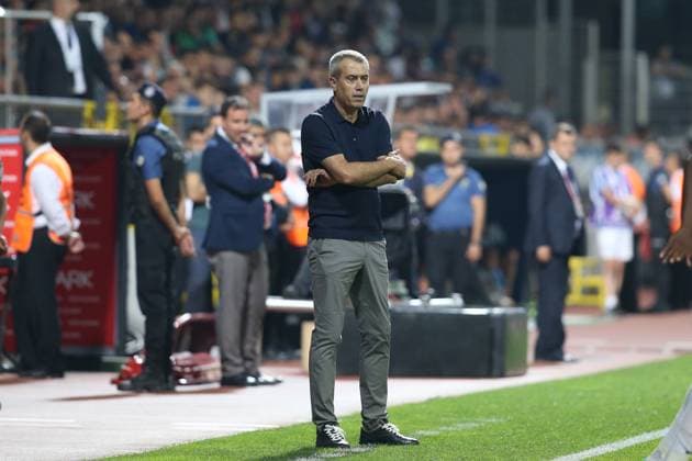 Kasimpasa v Trabzonspor: Turkish Super Lig ISTANBUL, TURKEY - AUGUST 18: Kasimpasa head coach Kemal Ozdes is seen during the Turkish Super Lig soccer match between Kasimpasa and Trabzonspor at Recep Tayyip Erdogan Stadium in Istanbul, Turkey on August 18, 2019. Istanbul Turkey. Editorial use only. Please get in touch for any other usage.  Copyright: x2025xAnadoluxArifxHüdaverdixYamanx
