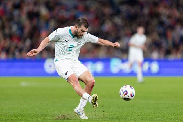 Tim Payne (2 New Zealand) shoots the ball during the International Friendly, Länderspiel, Nationalmannschaft football match between Norway and New Zealand at Ullevaal Stadium in Oslo, Norway. Copyright: xAnexFrosakerx xSPPx Sportspressphoto_SPR42948