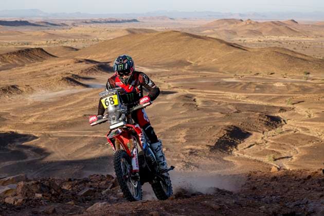 W2RC - RALLYE DU MAROC 2025 68 SCHAREINA Tosha (ESP), Monster Energy Honda HRC, Honda CRF 450, FIM W2RC, RallyGP, action during the Stage 3 of the Rallye du Maroc 2025, 5th round of the 2025 WR2C on October 15, 2025 around Erfoud, Morocco - ErfoudMorocco Copyright: xJULIENxDELFOSSEx