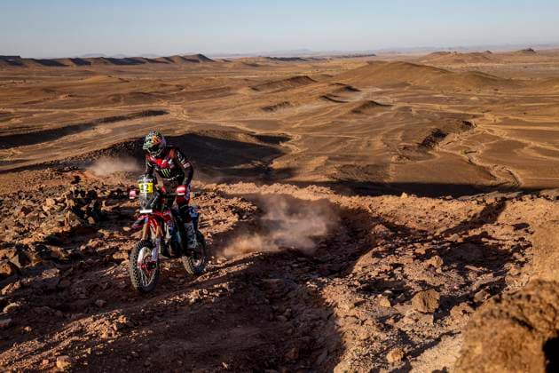 W2RC - RALLYE DU MAROC 2025 42 VAN BEVEREN Adrien (FRA), Monster Energy Honda HRC, Honda CRF 450, FIM W2RC, RallyGP, action during the Stage 3 of the Rallye du Maroc 2025, 5th round of the 2025 WR2C on October 15, 2025 around Erfoud, Morocco - ErfoudMorocco Copyright: xJULIENxDELFOSSEx
