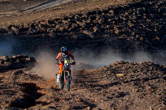 W2RC - RALLYE DU MAROC 2025 04 SANDERS Daniel (AUS), Red Bull KTM Factory Racing, KTM 450 Rally Factory, FIM W2RC, RallyGP, action during the Stage 3 of the Rallye du Maroc 2025, 5th round of the 2025 WR2C on October 15, 2025 around Erfoud, Morocco - ErfoudMorocco Copyright: xJULIENxDELFOSSEx