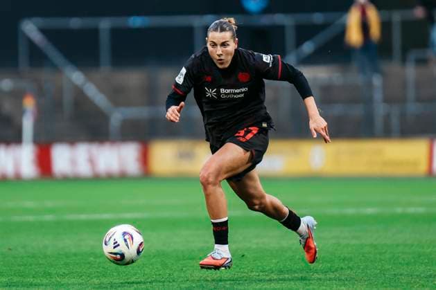 Football: Carlotta Wamser set to join Manchester City – archive photos