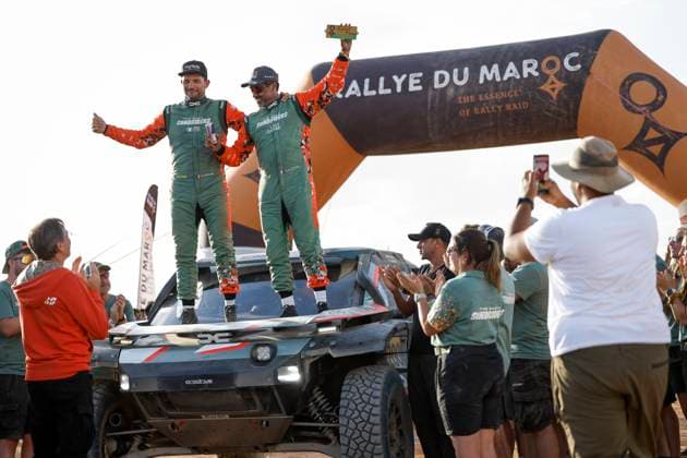 W2RC - RALLYE DU MAROC 2025 200 AL-ATTIYAH Nasser (QAT), LURQUIN Fabian (BEL), The Dacia Sandriders, Dacia Sandrider, FIA W2RC, Ultimate T1+, portrait during the Stage 5 of the Rallye du Maroc 2025, 5th round of the 2025 WR2C on October 17, 2025 around Erfoud, Morocco - ErfoudMorocco Copyright: xJULIENxDELFOSSEx