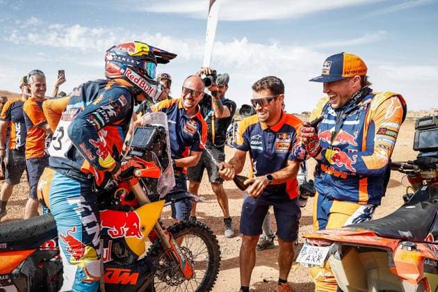 W2RC - RALLYE DU MAROC 2025 SANDERS Daniel (AUS), Red Bull KTM Factory Racing, KTM 450 Rally Factory, FIM W2RC, RallyGP, portrait, CANET Edgar (ESP), Red Bull KTM Factory Racing, KTM 450 Rally Factory, FIM W2RC, Rally2 Junior, portrait, during the Stage 5 of the Rallye du Maroc 2025, 5th round of the 2025 WR2C on October 17, 2025 around Erfoud, Morocco - ErfoudMorocco Copyright: xFREDERICxLExFLOCxHx