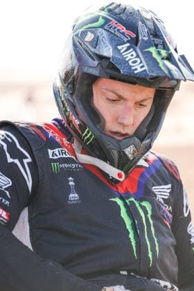 W2RC - RALLYE DU MAROC 2025 SCHAREINA Tosha (ESP), Monster Energy Honda HRC, Honda CRF 450, FIM W2RC, RallyGP, portrait, during the Stage 5 of the Rallye du Maroc 2025, 5th round of the 2025 WR2C on October 17, 2025 around Erfoud, Morocco - ErfoudMorocco Copyright: xFREDERICxLExFLOCxHx