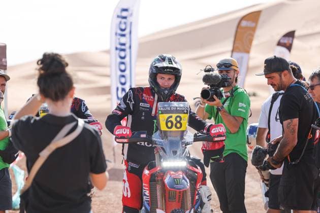 W2RC - RALLYE DU MAROC 2025 SCHAREINA Tosha (ESP), Monster Energy Honda HRC, Honda CRF 450, FIM W2RC, RallyGP, portrait, during the Stage 5 of the Rallye du Maroc 2025, 5th round of the 2025 WR2C on October 17, 2025 around Erfoud, Morocco - ErfoudMorocco Copyright: xFREDERICxLExFLOCxHx