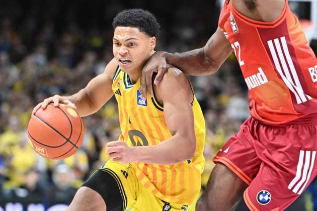 Jack Kayil ALBA Berlin, 7 GER, Alba Berlin vs FC Bayern Muenchen, Basketball, easyCredit Basketball League, Season 2025 2026, Matchday 5, 26 10 2025 GER, Alba Berlin vs FC Bayern Muenchen, Basketball, easyCredit Basketball League, Season 2025 2026, Matchday 5, 26 10 2025 Berlin Copyright: xEibner-Pressefoto RyanxSleimanx EP_RSN