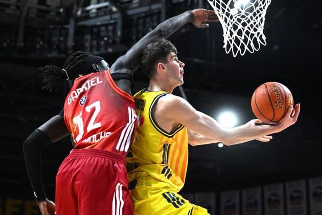 Nevio Bennefeld ALBA Berlin, 22 GER, Alba Berlin vs FC Bayern Muenchen, Basketball, easyCredit Basketball League, Season 2025 2026, Matchday 5, 26 10 2025 GER, Alba Berlin vs FC Bayern Muenchen, Basketball, easyCredit Basketball League, Season 2025 2026, Matchday 5, 26 10 2025 Berlin Copyright: xEibner-Pressefoto RyanxSleimanx EP_RSN