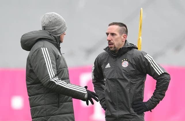 FC Bayern Munich training session MUNICH, GERMANY - FEBRUARY 19: Head coach Jupp Heynckes (L) talks to Franck Ribery of German soccer club FC Bayern Munich at a training session ahead of the round of 16 Champions League match between Bayern Munich and Besiktas at the training grounds in Munich, Germany on February 19, 2018. Germany World. Editorial use only. Please get in touch for any other usage.  Copyright: x2025xAnadoluxAndreasxGerbertx