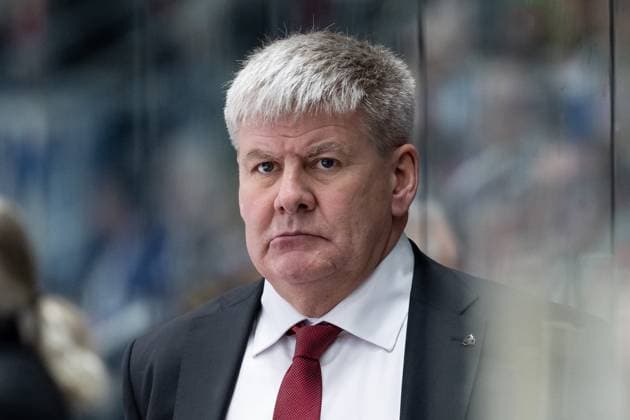 Bill Peters Head Coach, Augsburger Panther Portrait Portraet GER, Augsburger Panther vs Schwenninger Wild Wings, Ice Hockey, DEL, Matchday 17, Season 2025 2026, 02 11 2025 GER, Augsburger Panther vs Schwenninger Wild Wings, Ice Hockey, DEL, Matchday 17, Season 2025 2026, 02 11 2025 Augsburg Copyright: xEibner-Pressefoto HeikexFeinerx EP_HFR
