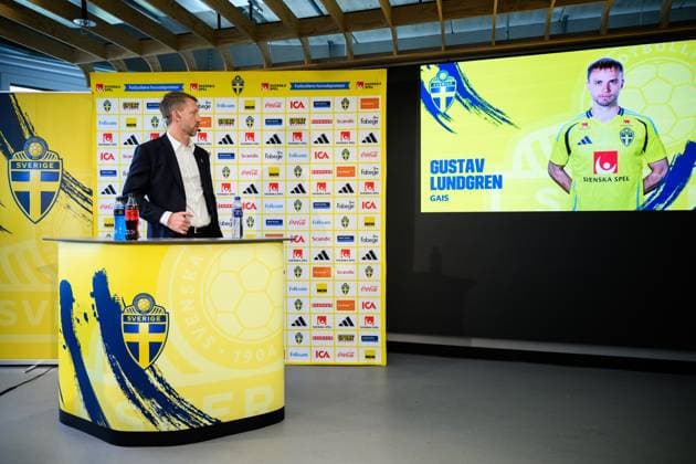 251105 Head coach Graham Potter of the Swedish men s national football team during a press conference on November 5, 2025 in Stockholm Photo Jesper Zerman BILDBYRAN kod JZ JZ0636 fotboll football soccer fotball vm kval kval fifa world cup qualifier qualifier presskonferens press conference sverige sweden sverige a bbeng  Copyright: JESPERxZERMAN BB251105JZ020